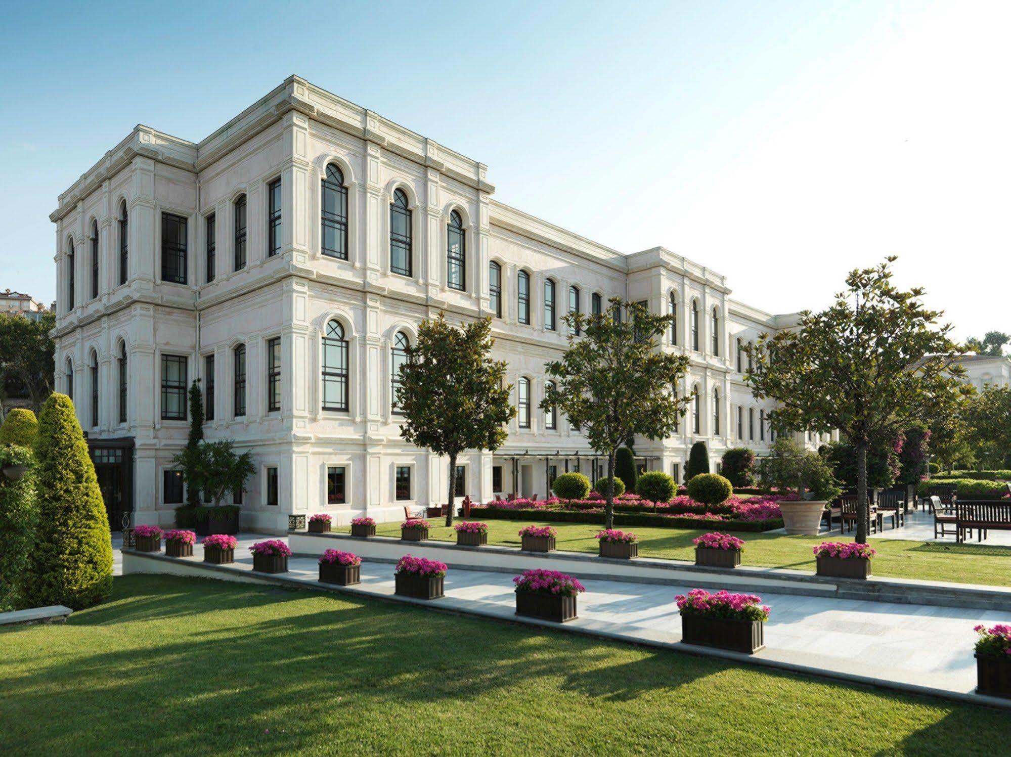 Four Seasons At The Bosphorus Otel